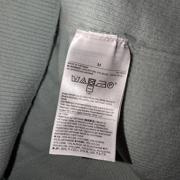 Banana Republic Soft Mint Pullover - Picture 5 of 6